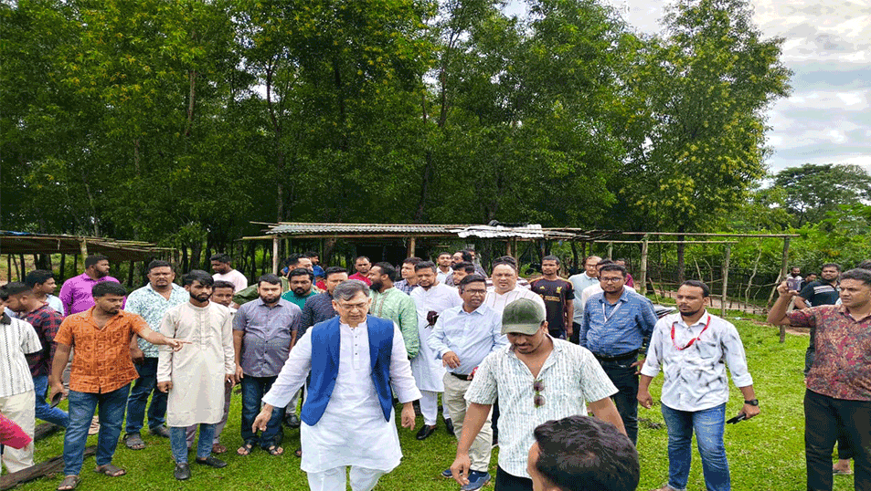 সিলেট সীমান্তে গুম-খুন কমিশনের ডকুমেন্টারির শুটিংয়ে সালাহউদ্দিন আহমেদ